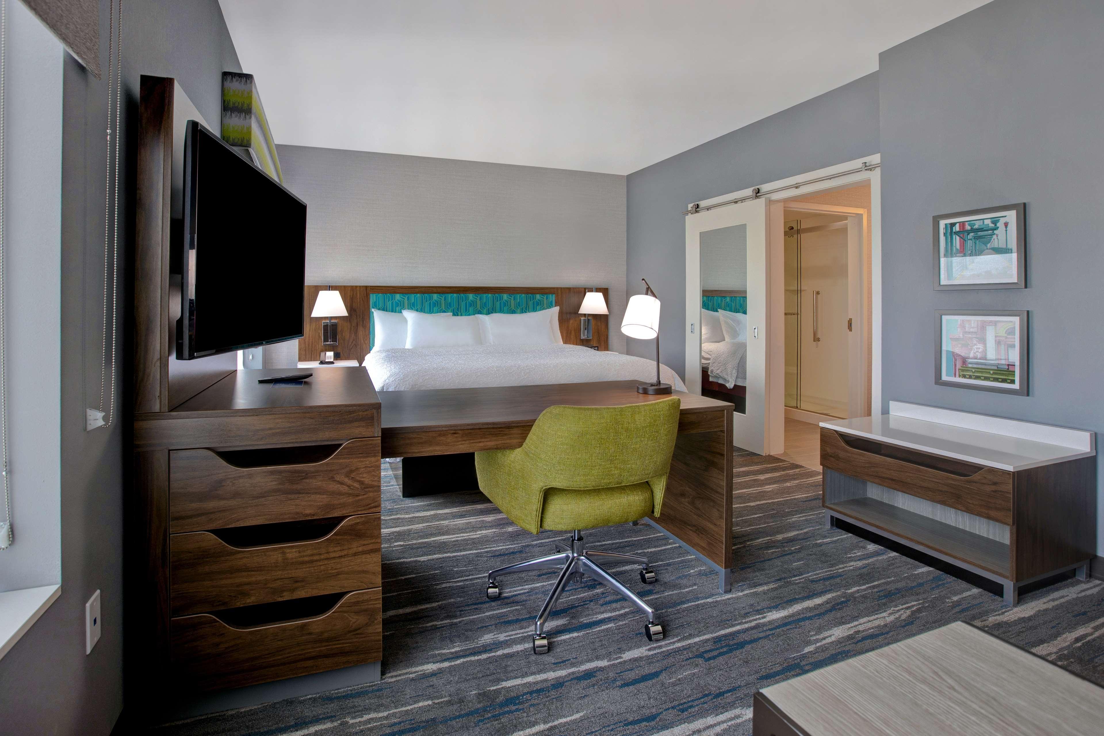 Hampton Inn & Suites Deptford, Nj Bagian luar foto
