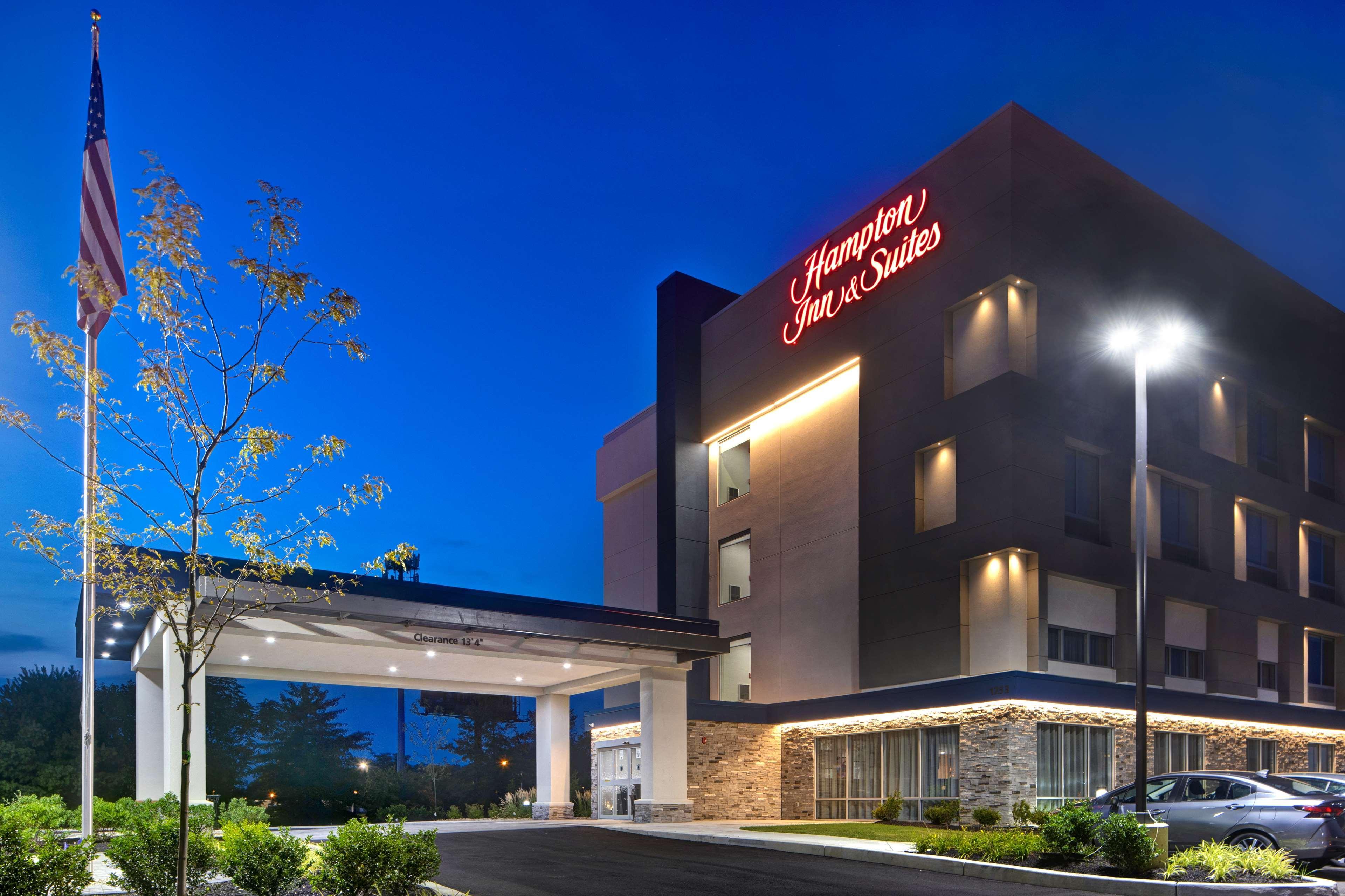 Hampton Inn & Suites Deptford, Nj Bagian luar foto